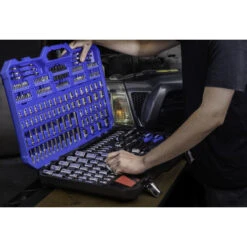 Ensemble D'outils De Mécanicien Kobalt De 299 Pièces, Métrique Et SAE 9 Ensemble D'outils De Mécanicien Kobalt De 299 Pièces, Métrique Et SAE -Kobalt Soldes Magasin 14195526e L