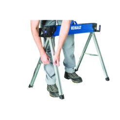 Chevalet De Sciage à Pieds Fixes Par Kobalt De 30 Po X 43 Po En Acier Noir Et Bleu 9 Chevalet De Sciage à Pieds Fixes Par Kobalt De 30 Po X 43 Po En Acier Noir Et Bleu -Kobalt Soldes Magasin 14195532e L