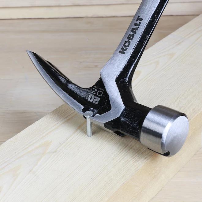 Marteau à Panne Fendue Kobalt 20 Oz Une Pièce En Acier Forgé 4 Marteau à Panne Fendue Kobalt 20 Oz Une Pièce En Acier Forgé – Image 4